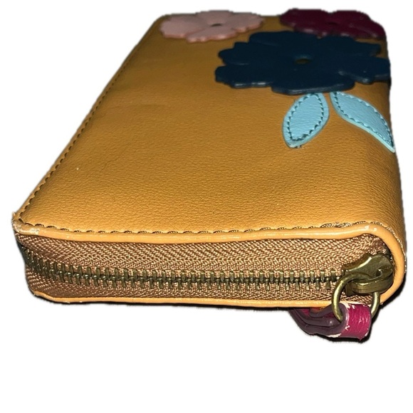 Fossil Brown Leather Flowers Zip Around Women’s Wallet Wristlet, GUC - Picture 5 of 12